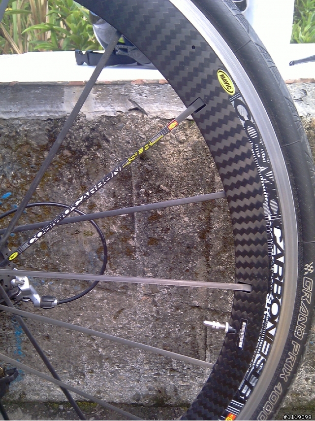 [分享] GIANT TCR ADV SL LTD 全球限量161/155(電子變速)