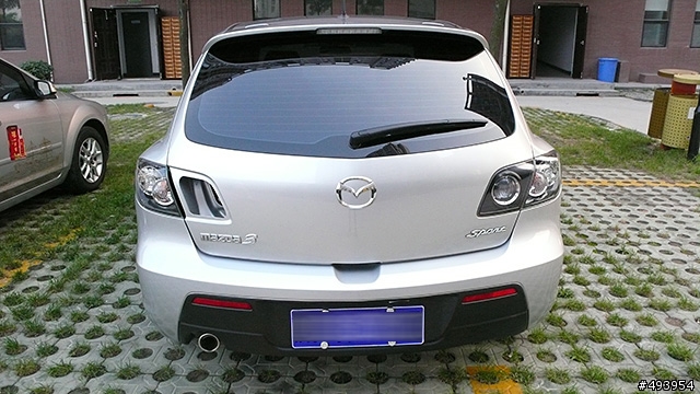 08款~Mazda3 5D 後霧燈更換作業!