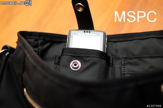 22樓新增素人著用圖 我的MSPC開箱文 再晚還是要開箱~~~01首發側背包