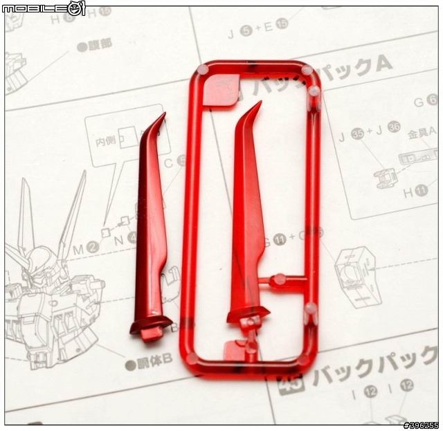 【心得】【作品分享】紅色就是王牌!非專業製作 1/100 Alteisen 異色版 SOLO秀