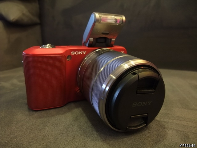 {開SONY NEX 3的箱} 給老婆的情人節禮物 拍景{老街)拍人{家人}拍東西{我的XC60}