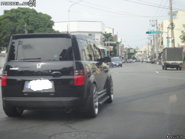 請問這台車是??我沒看過~~