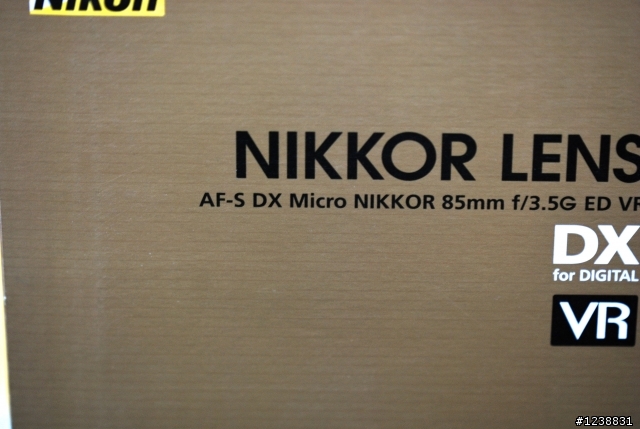 隨隨便便的分享：DX 85mm MACRO .&.路過的Tamron 60mm MACRO