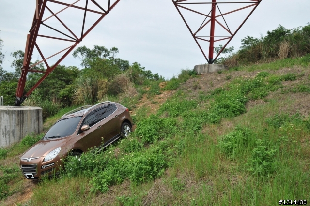 luxgen7suv挑戰極限深度off-road