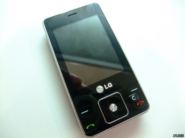 LG-KC550-透明卡夢膜
