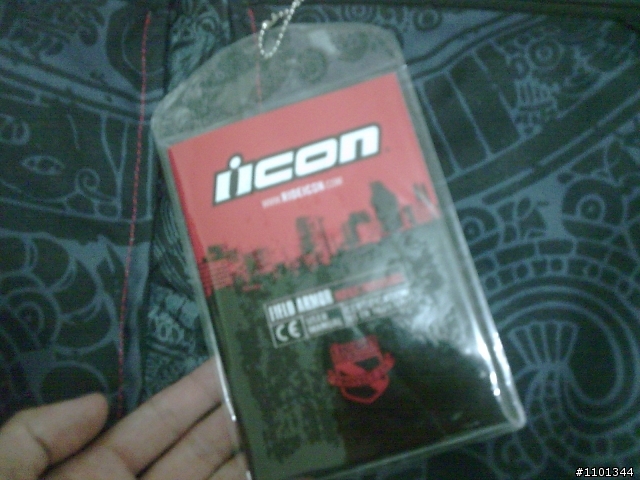 [開箱]ICON---Sacrifice活人獻祭防摔衣  不專業開箱