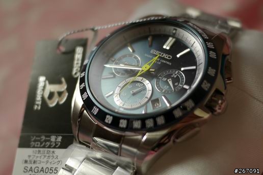 第一次開箱文--父親節禮物_SEIKO限量電波錶SAGA055