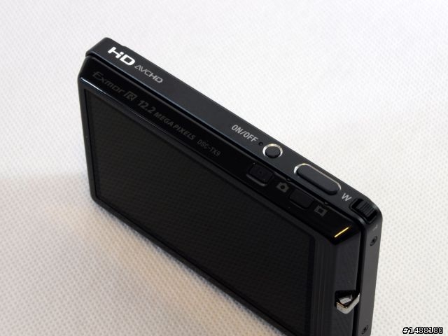 [開箱]SONY的新玩具 DSC-TX9 最新最好玩的輕薄相機～