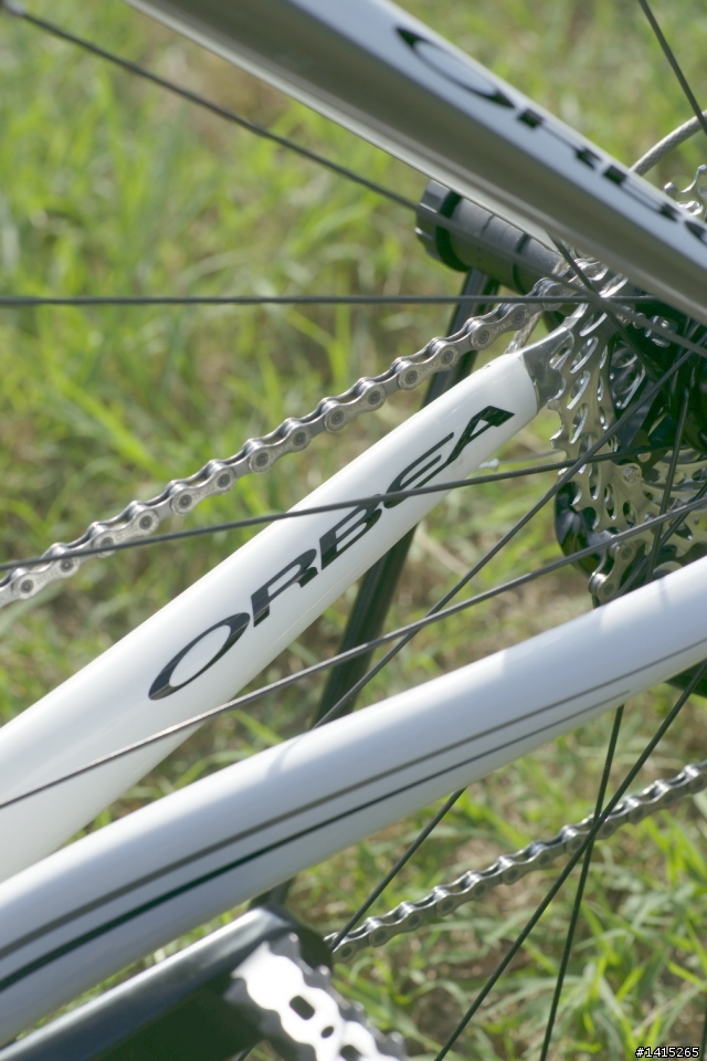 小弟的  第一輛公路車  2011年款  ORBEA   ONIX  與大家分享