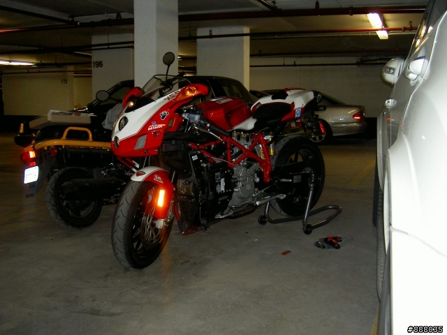 Ducati 999R