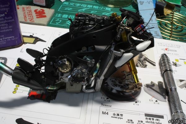 落落長之 YAMAHA YZR-M1 打造過程 (警告:圖多)