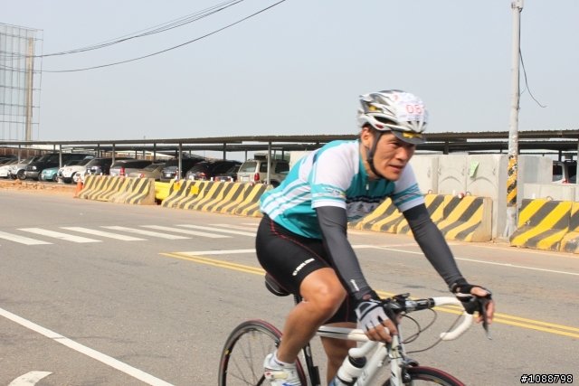 2010.09.03新增-2010.08.22 環台中100K拉力賽-車友照片(鯉魚潭轉140縣道&航空站補給站前)(持續新增中,請耐心等候~謝謝大家)
