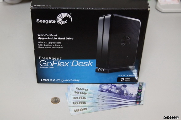 [開箱] 我也敗入大容量外接硬碟了 - Seagate FreeAgent GoFlex Desk