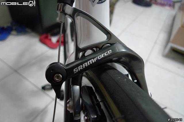 遲到了快一個月的SRAM Force + KUOTA KOM開箱及組車文