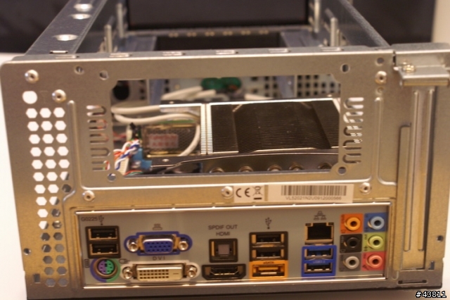 H55N-USB3 + Prolimatech Samuel 17 + Thermaltake Element Q = HTPC 迷你大合體...