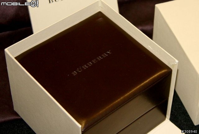 burberry 時尚英倫男錶開箱