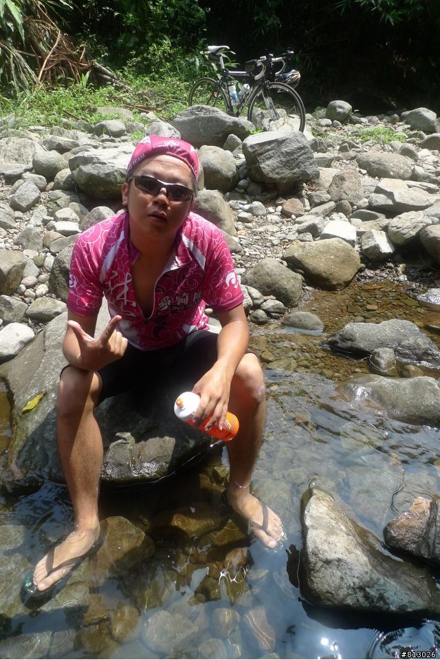 [分享]水圳古道慶生會-硬陡、清涼、玩瘋啦!!