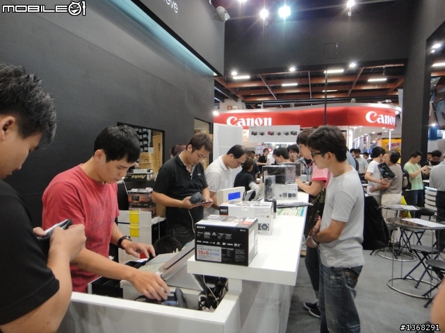 瘋狂搶購NEX.....買到直接拍....SONY在讓你拍SG拍到手軟