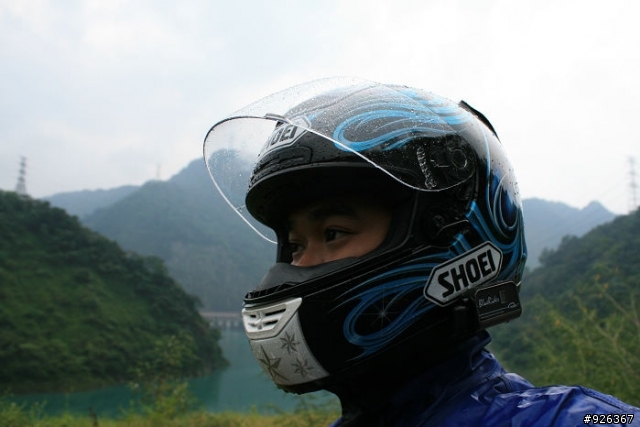 『心得開箱』(上集)改變你騎車模式的藍芽系統，BlueRider BSH-02