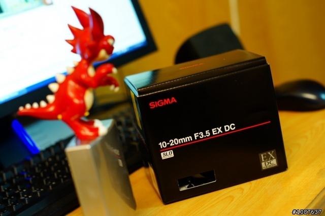 [血淚開箱]超廣角 SIGMA 10-20mm 3.5 for sony