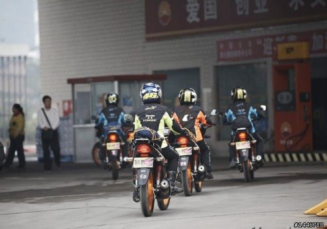 10個女人的川藏線靈魂之旅  持續更新中 已經移至機車遊記分享區   此處停止更新