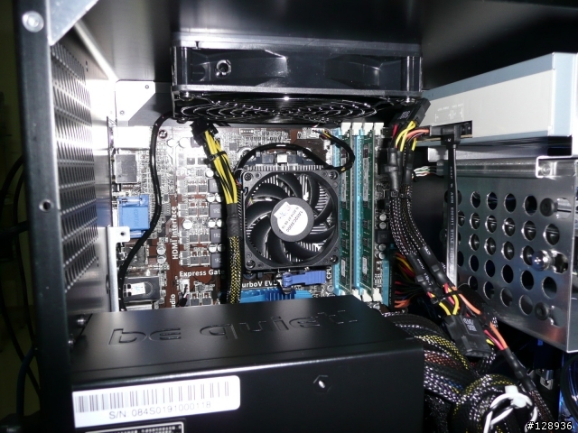 [簡單開箱]聯力PC-V354機殼(08/31補上裝機圖)