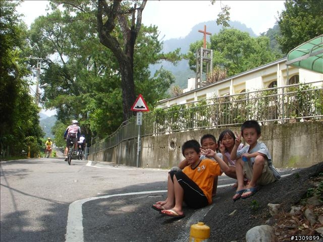 8月8號父親節的好活動，活力88騎遊谷關