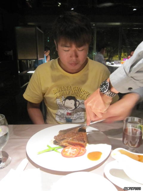 決定不吃香腸了...