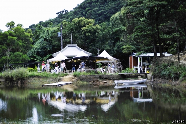 帶女王來到汐止新山夢湖...