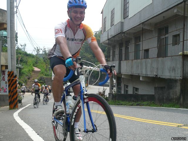 【照片】99/08/08 活力８８騎遊谷關