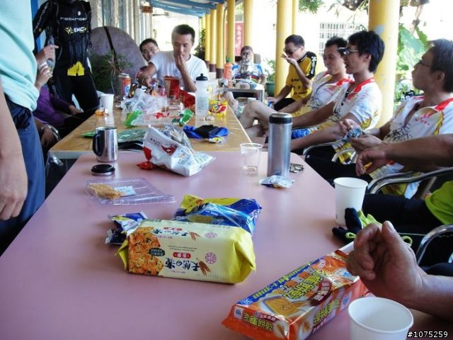(照片)20100815龍王山泡茶行