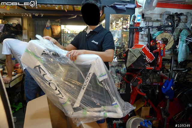 遲到了快一個月的SRAM Force + KUOTA KOM開箱及組車文