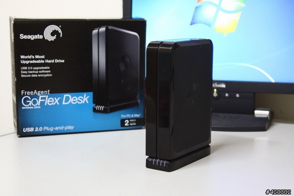 [開箱] 我也敗入大容量外接硬碟了 - Seagate FreeAgent GoFlex Desk