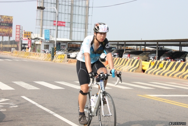 2010.09.03新增-2010.08.22 環台中100K拉力賽-車友照片(鯉魚潭轉140縣道&航空站補給站前)(持續新增中,請耐心等候~謝謝大家)