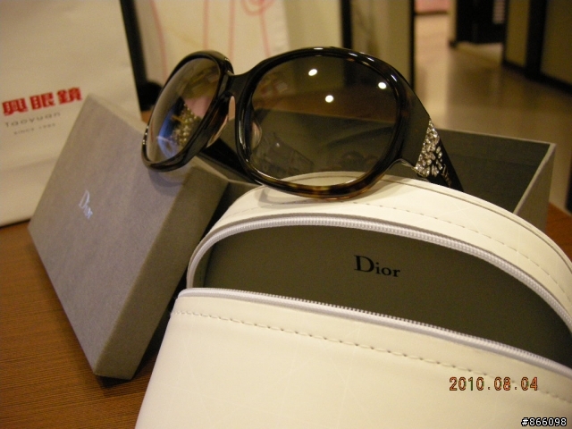 【開箱文】Dior 女用太陽眼鏡