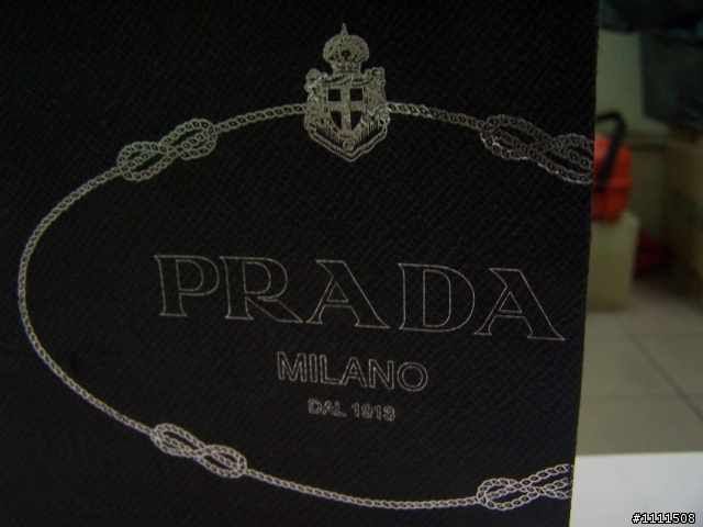 PRADA黑色裂紋牛皮拼貼骷髏頭鑰匙零錢包
