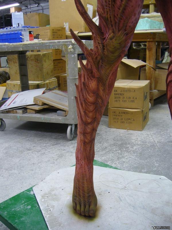 [轉PO]星海爭霸II- 凱莉根 人物1:1模型製作過程