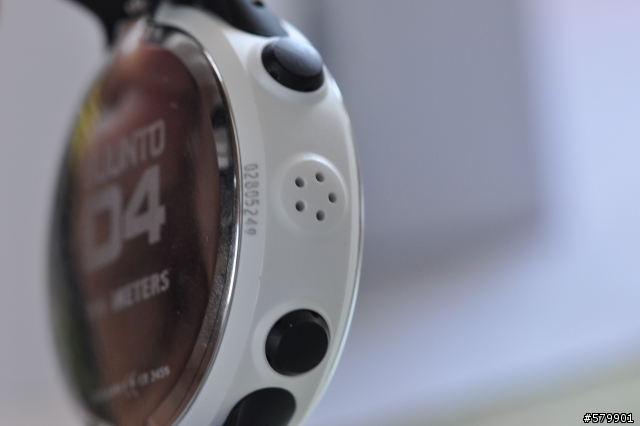 [開箱] Suunto D4 潛水電腦錶 白色款