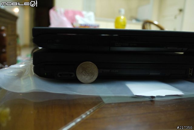 「開箱」T410s和T410差異
