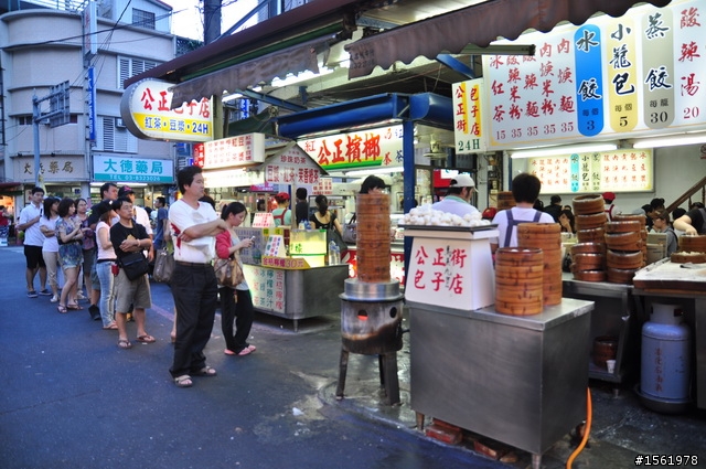 公正路的包子店