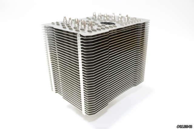 [543]Thermalright HR-02 當今最強靜音空冷散熱器
