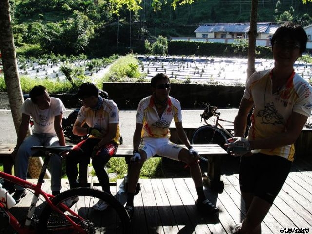 (照片)20100815龍王山泡茶行