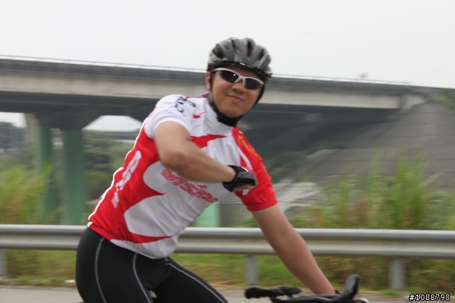 2010.09.03新增-2010.08.22 環台中100K拉力賽-車友照片(鯉魚潭轉140縣道&航空站補給站前)(持續新增中,請耐心等候~謝謝大家)