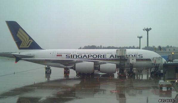 長榮跟華航為什麼都沒採購A380?
