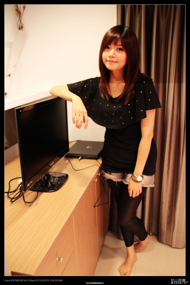 [女王開箱文]超划算的Full HD LED液晶螢幕-Viewsonic VX2450WM