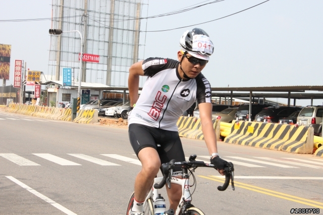 2010.09.03新增-2010.08.22 環台中100K拉力賽-車友照片(鯉魚潭轉140縣道&航空站補給站前)(持續新增中,請耐心等候~謝謝大家)
