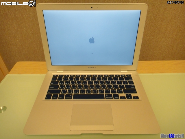 [開箱] MacBook Air 13.3" 2.13GHz + 圓剛三頻電視棒M實測
