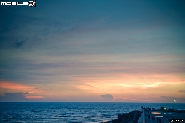 [新手]D90第一次拍夕陽~~請鞭XD