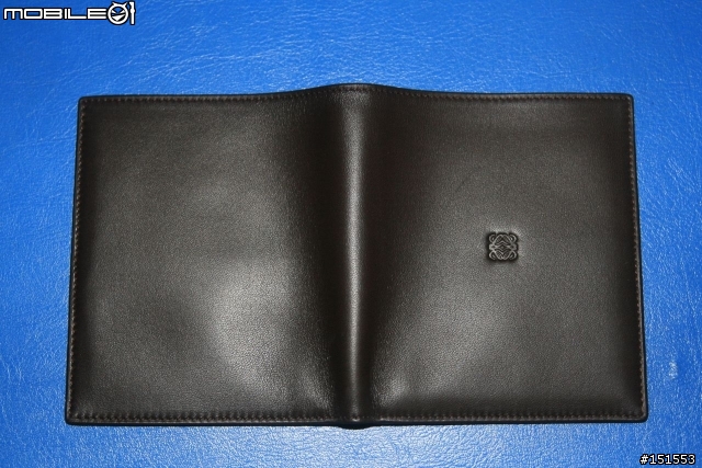 [開箱] LOEWE NAPA(piel ovina sheep skin) Wallet 不專業開箱文