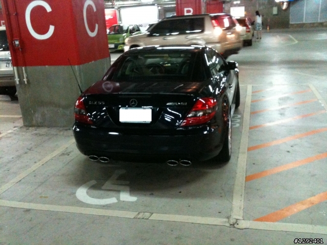 SLK55 AMG，這台比別種SLK55還稀有!!
